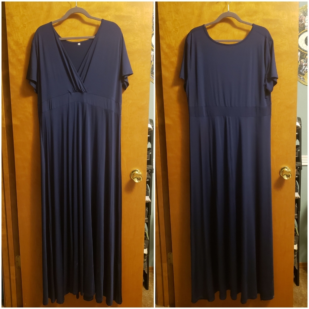 Plus size women's dress